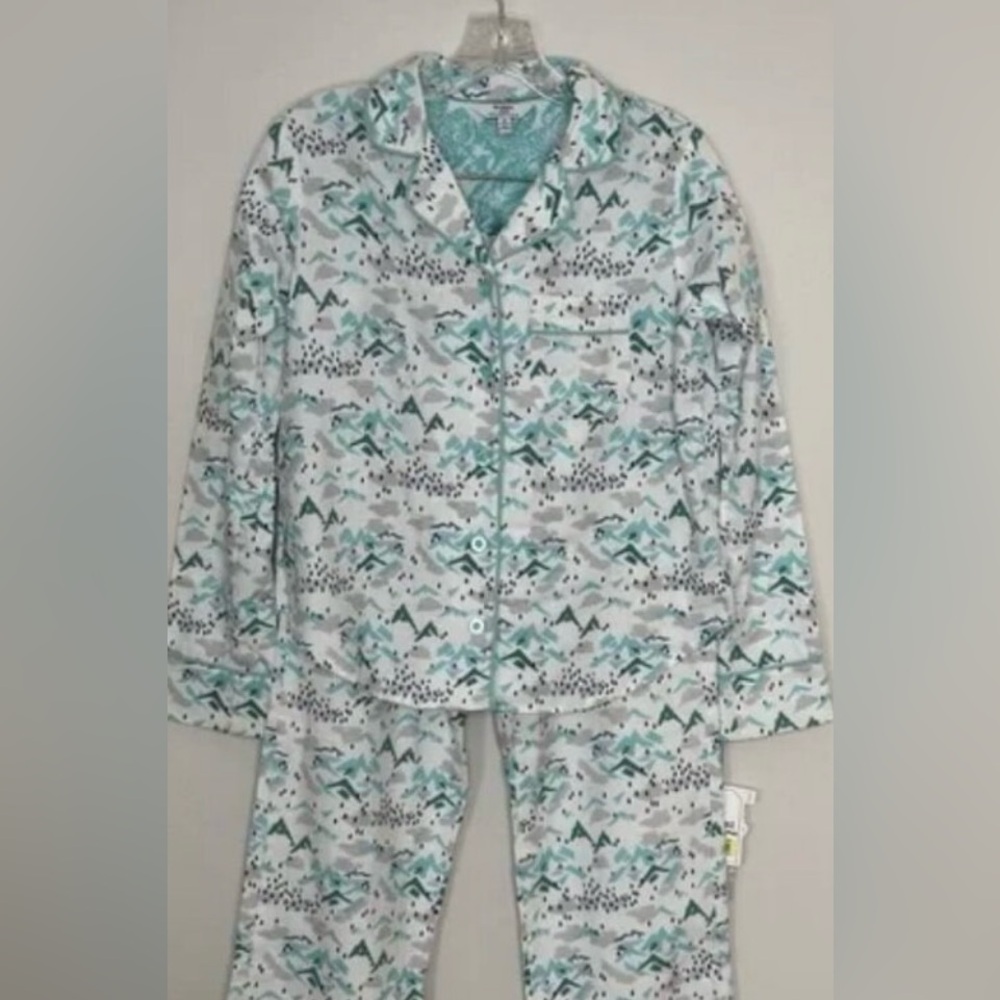 Pajamas in Blue and White